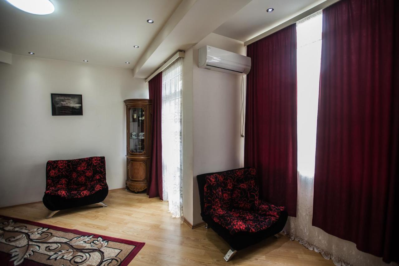 Sunny Apartments. Tbilisi. 300 Aragveli Exteriör bild