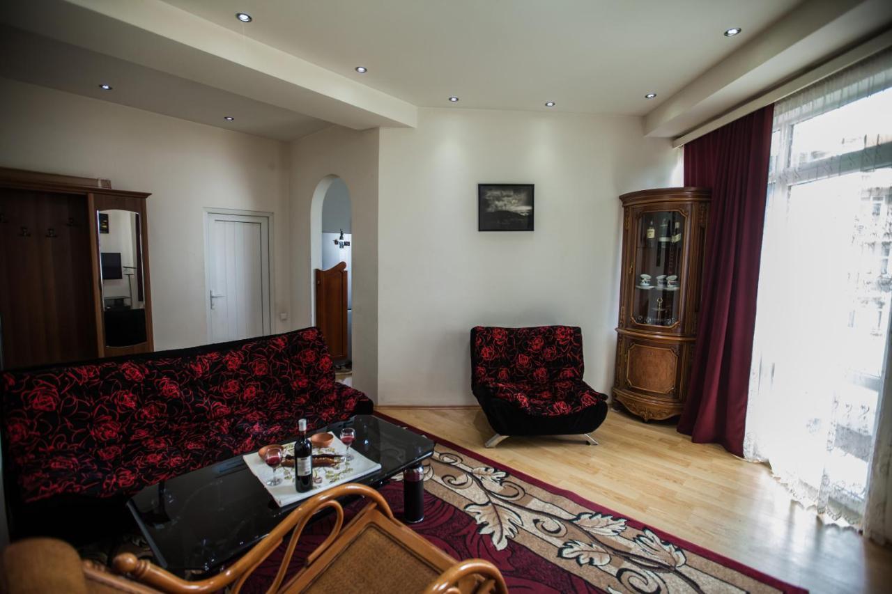Sunny Apartments. Tbilisi. 300 Aragveli Exteriör bild